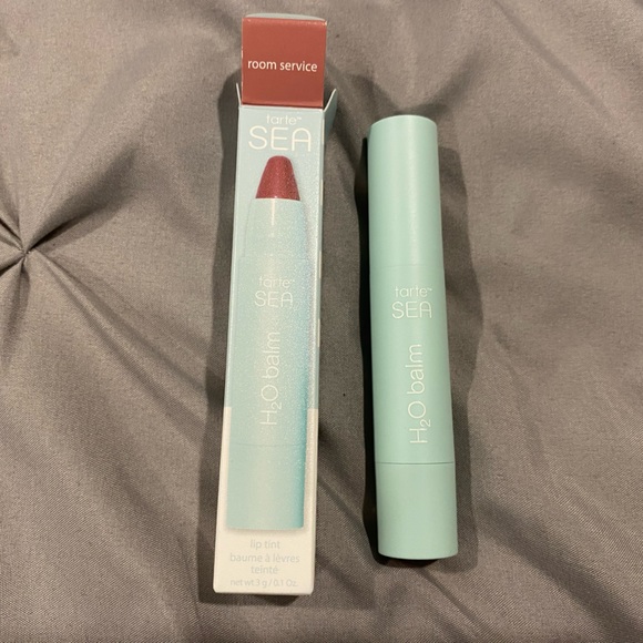 New Tarte H2O balm lip tint in Room Service - Picture 4 of 9